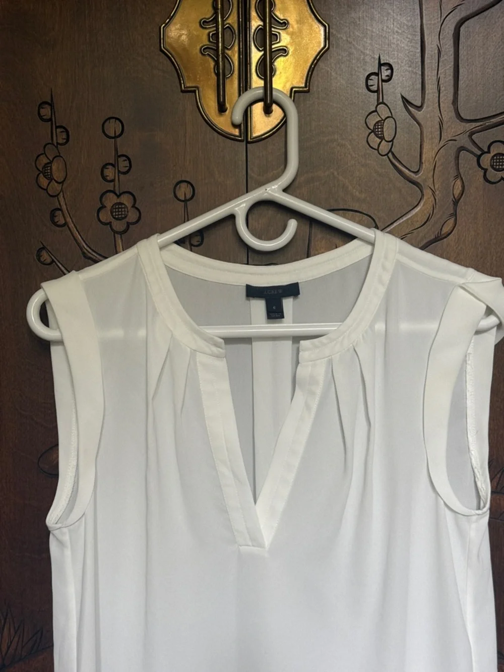 J. Crew Cream Sleeveless V-Notch Pleat Tank